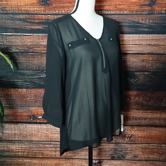 NWT Takara Tunic Top S Black Sheer 3/4 Sleeve Roll Tab Cuffs Hi Low - Picture 4 of 10